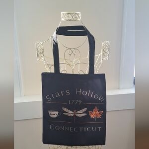 NWOT- Gilmore Girls Stars Hollow Connecticut 1779 Black Tote Bag.